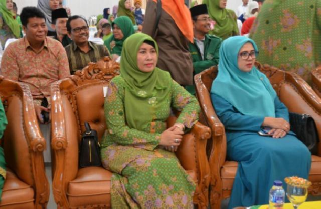 Zulaikhah Wardan Hadiri Konferensi Wilayah VI Muslimat NU Riau di Pekanbaru