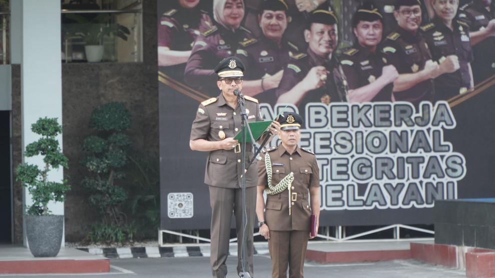 Kajati Riau Pimpim Upacara Dalam Rangka Peringati Hari Kebangkitan Nasional Ke-116