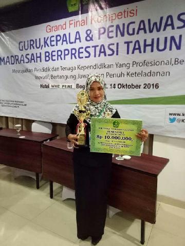 Kartika Nurwita asal Inhu Juara Ajang Kompetisi Guru Tingkat Nasional