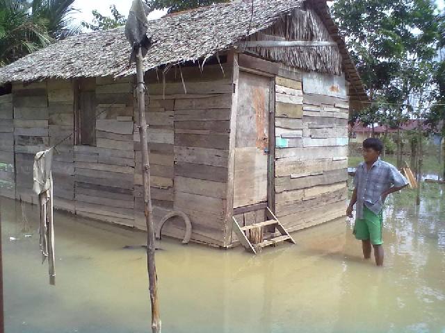 Ari Dapat Bantuan Apabila Ada Sisa-sisa Dari Bantuan Korban Banjir