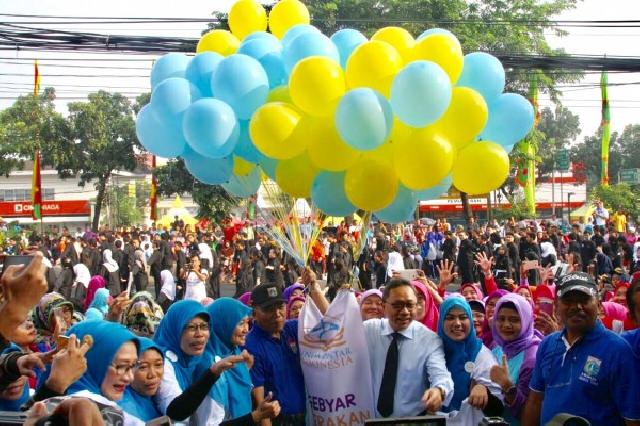Ketua MPR Lepas Balon, Tandai Gerakan Mengajar 1.000 Guru PAUD