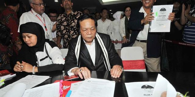 Tim Pemenangan Prabowo - Hatta Mengajukan Gugatan Atas Hasil Rekapitulasi KPU