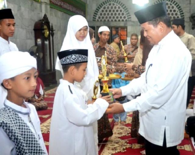 Pemkab Inhil Apresiasi Perlombaan Tajaan Pengurus Masjid Al-Huda Tembilahan