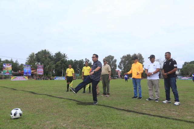 Sekda Meranti Buka Open Turnamen Honor Cup 2019 Harapkan Tetap Jaga Sportifitas dan Fair Play