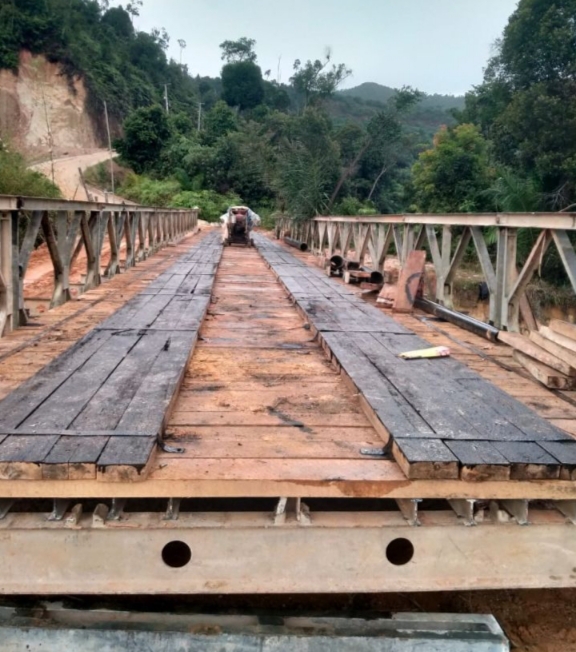 Pemprov Riau Merampungkan Jambatan Bailey di Jalan Longsor Rohul