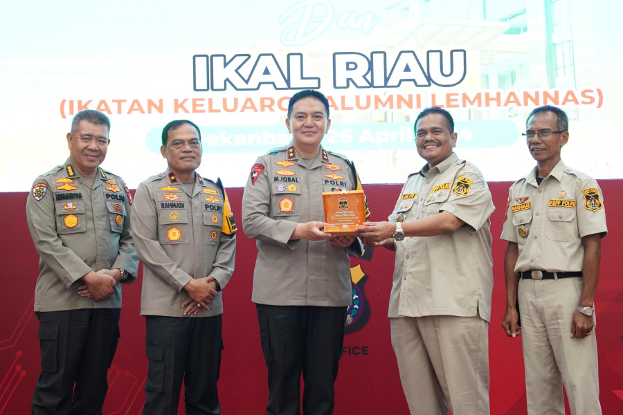 Kapolda Riau Gelar Halal Bi Halal bersama KBPP Polri dan IKAL Riau