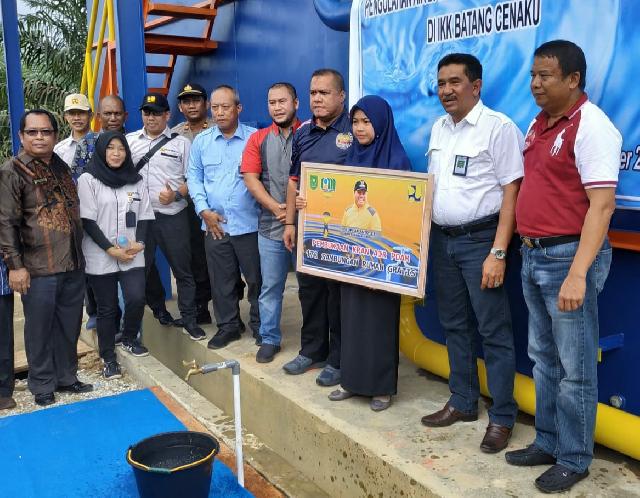 BPP Wilayah Riau Beri Bantuan PIPA PDAM Kepada Ponpes di Batang Cenaku
