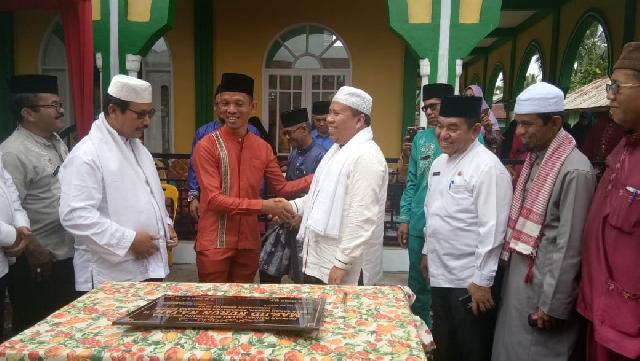 Bupati Meranti Bersama Kakanwil Kemenkum HAM Riau Resmikan Masjid Al-Jannah Desa Tanah Merah