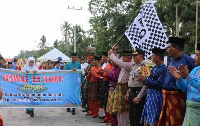 Wakil Bupati Meranti Lepas Pawai Ta'ruf MTQ Kabupaten Meranti Ke-X Tahun 2018