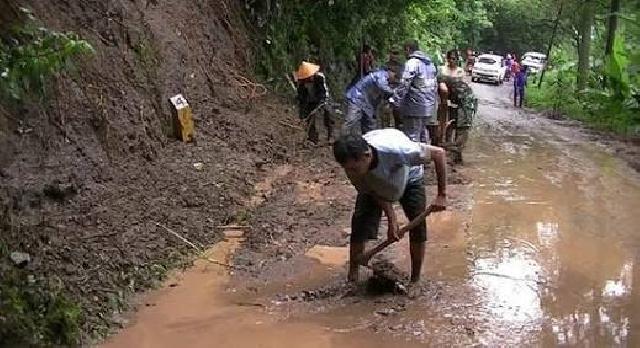 Banjir Pangkalan Surut, Korban Jiwa Longsor Solok Mencapai Tujuh Orang Jiwa