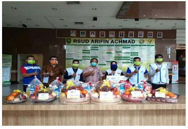 RSUD Arifin Achmad Kembali Terima Bantuan dari Rumah Yatim