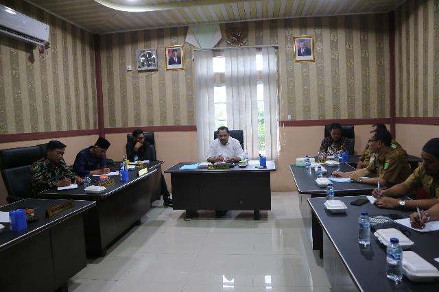 Komisi I DPRD Meranti Gelar Raker Bersama DPMD Bahas Persoalan Desa