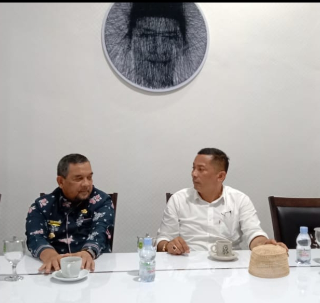 Bupati Meranti H Muhammad Adil Temu Ramah Dengan Wakil Gubernur Riau Edi Natar