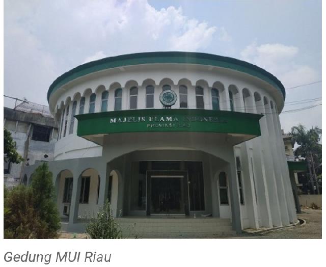 MUI Riau Jelaskan Hukum Bayar Zakat Fitrah Tanpa Ijab Kabul dan Jabat Tangan