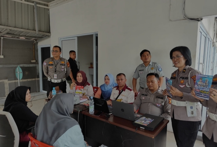Cooling System Ditlantas Polda Riau, kembali Mengajak Para Wajib Pajak Melalui Samsat Tanjak