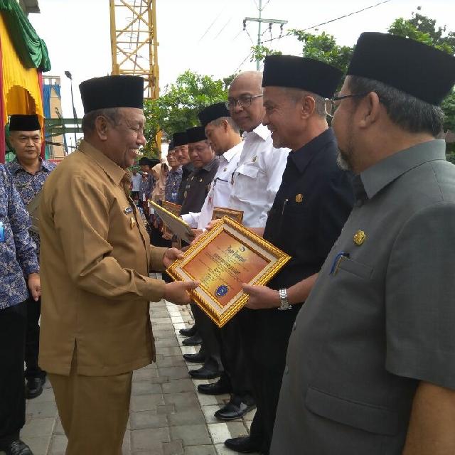 Wabup Said Hasyim Terima Penghargaan Dari BPKP Perwakilan Provinsi Riau