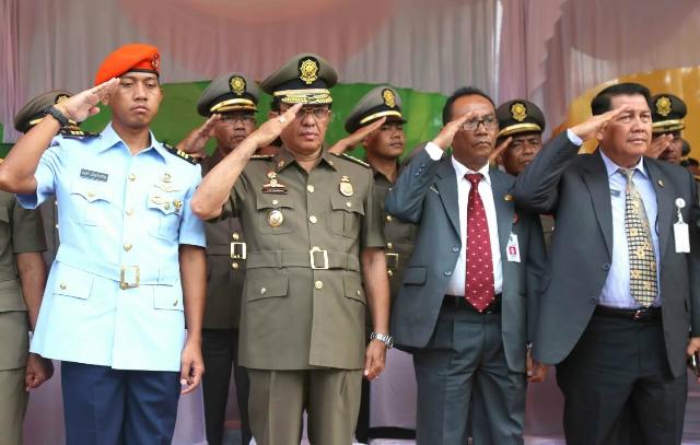 Bupati Inhil Hadiri HUT Satpol PP dan Satlinmas di Pekanbaru