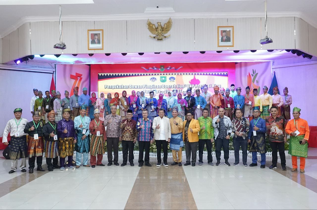 Gubernur Syamsuar dan Rektor UNP Teken Nota Kesepakatan, Untuk Tingkatkan SDM Riau