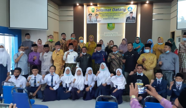 Kadis Pendidikan dan Kebudayaan Meranti Hadiri Sosialisasi PPDB Sekolah Boarding Provinsi Riau