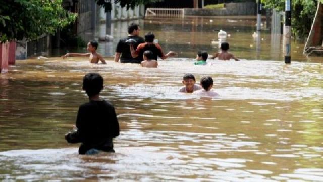 Hujan Deras Sebabkan Banjir Bandang di Tulungagung Jawa Timur