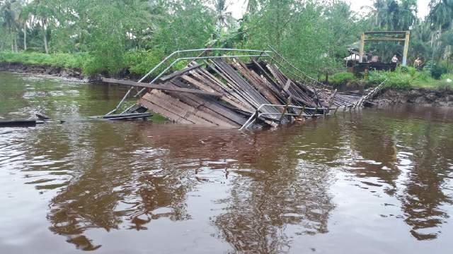 Pasca Ambruknya Jembatan Saka Jalan,Pemkab Inhil Tetapkan Status Siaga Darurat