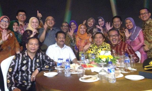 Pemprov Riau Gelar perayaan Pergantian Tahun Baru 2016 di Menara lancang Kuning