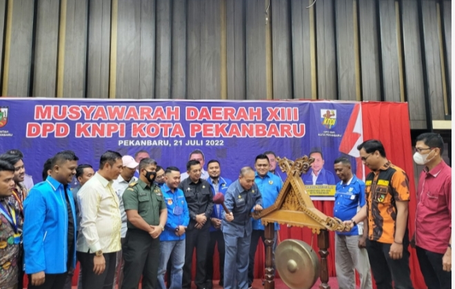 Asisten I Buka Musda XIII DPD KNPI Pekanbaru
