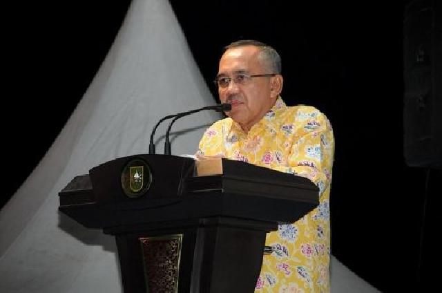 Wagubri Buka Secara Resmi Riau Expo 2014