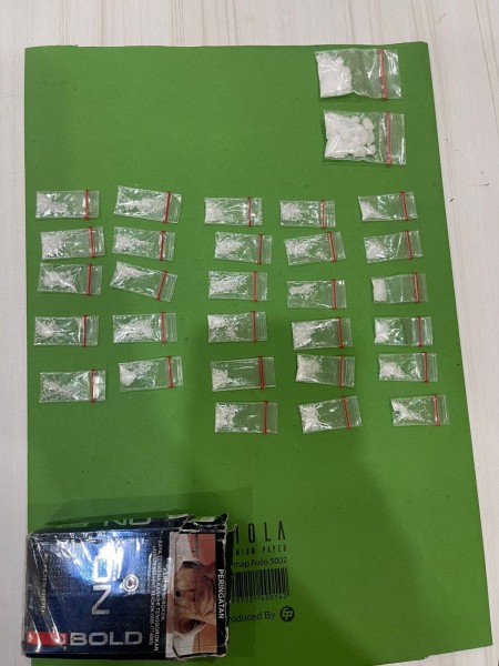 Satresnarkoba Polresta Pekanbaru Bongkar Jaringan Sabu, Dua Orang Diringkus