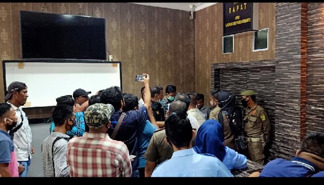 Diduga Ada Konspirasi Rapat Anggaran Covid - 19 Kabupaten Meranti Tertutup