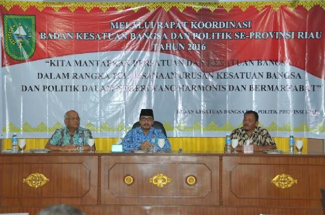 Wabup Inhu Buka Rakor Kesbangpol Se Provinsi Riau