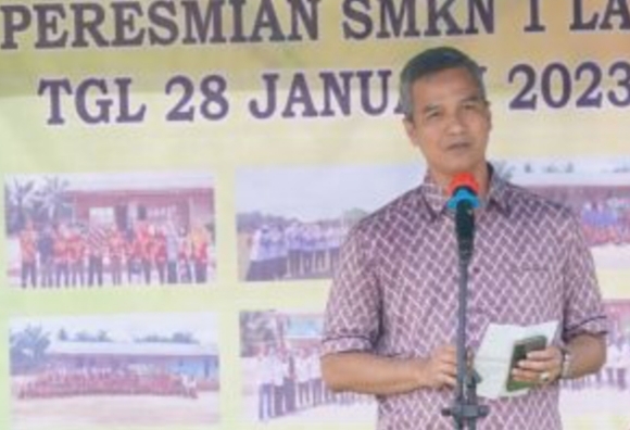 Plt Kadisdik Riau, SMKN 1 Langgam Keinginan Masyarakat