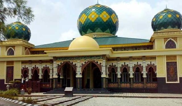 Honor Petugas Masjid Paripurna Pekanbaru Empat Bulan Tidak Dibayar