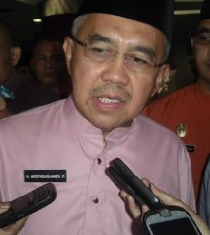 Dugaan Penyanderaan Pegawai KLHK, Gubernur Riau Minta Dukung Aparat
