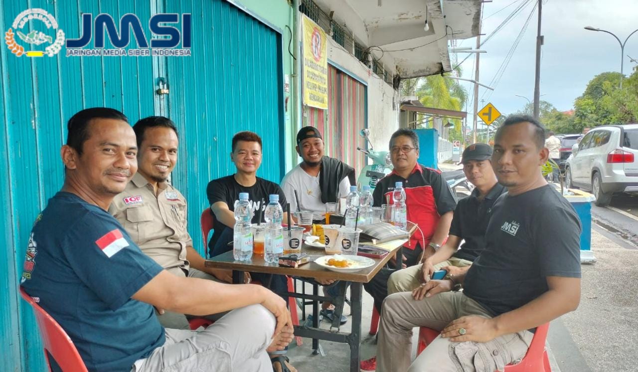 Pertemuan Panitia HUT JMSI dan HPN Riau Dengan Kompartemen Agro Industri GAPKI