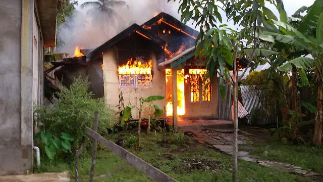 Kebakaran, Wanita Lumpuh di Tembilahan Nyaris Terpanggang Api