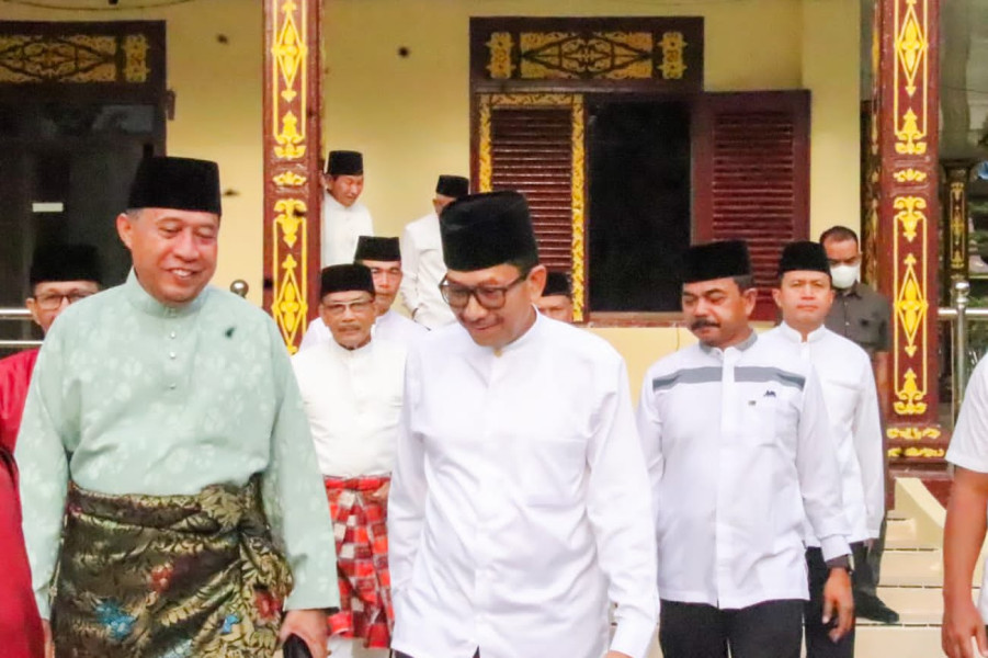 Kajati Riau Hadiri Buka Puasa Bersama Lembaga Adat Melayu LAM Riau