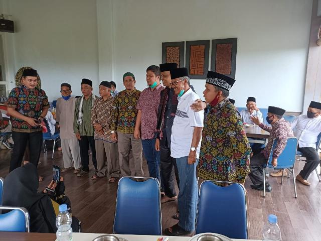 Ketua DPRD Kabupaten Kuansing Andi Putra Siraturahmi Bersama Pengajian Satarriyah